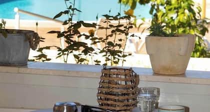 Anemolia Parga Suites