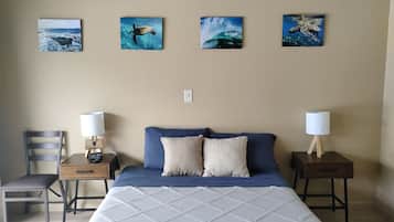 1 bedroom, iron/ironing board, internet, bed sheets