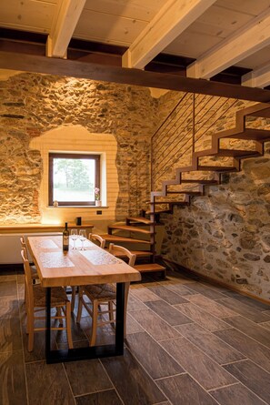 Room, 1 Bedroom, Smoking, Patio | Dining - Room-charming Alessandria Apartment With (Gavi)