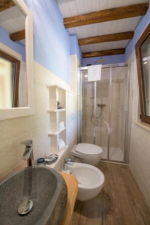 Room, 1 Bedroom, Smoking, Balcony | Bathroom
