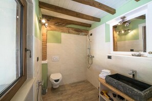 Room, 1 Bedroom, Smoking, Balcony | Bathroom