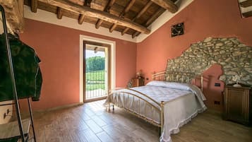 Room, 1 Bedroom, Smoking, Balcony | 1 bedroom