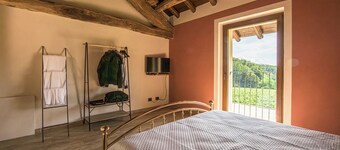 Room-charming Alessandria Retreat With Q