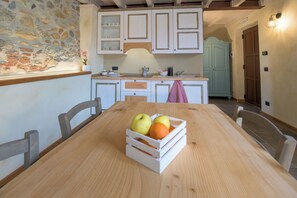 Room, 1 Bedroom, Smoking, Balcony | Interior - Room-charming Alessandria Apartment Retr (Gavi)