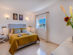 2 bedrooms, desk, Internet - Valmangude Sunny Escape - VIP Properties by Interhome (Albufeira)