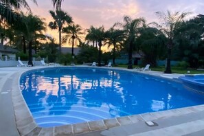 Piscina a l'aire lliure 