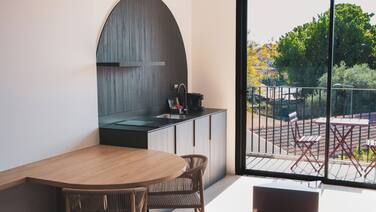 Alinea Lano Old Town Center