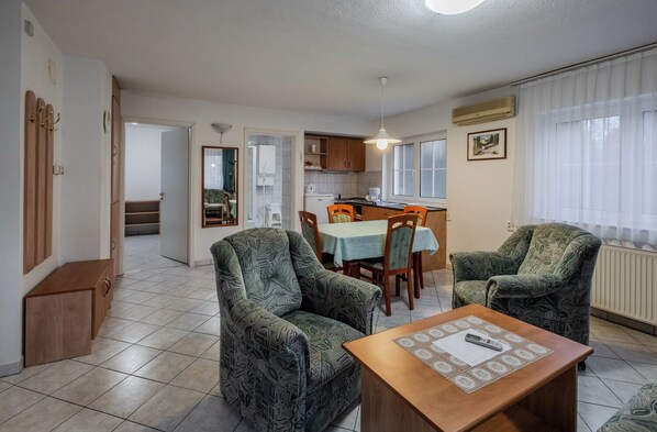 Living area - Apartment in Hévíz, only 3 minutes from the thermal lake (Hévíz)