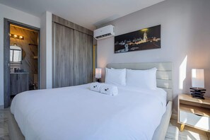 1 chambre, bureau, fer et planche à repasser, Wi-Fi