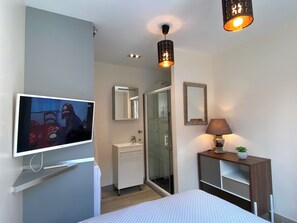 1 Schlafzimmer, Bügeleisen/Bügelbrett, WLAN, Bettwäsche