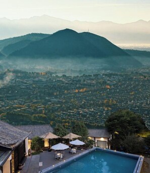 Exterior detail - GRAND JOLI (Lijiang)