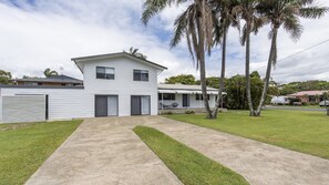 Exterior - TWIN PALMS RETREAT, TOP NOTCH (WOOLI)