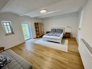 1 bedroom, travel crib, WiFi, bed sheets