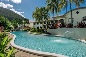 Pool - Mango Resort 1 Bedroom 45A Palm Cove (Palm Cove)