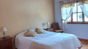 1 makuuhuone, ilmainen Wi-Fi, vuodevaatteet