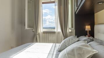 3 chambres, bureau, fer et planche à repasser, Wi-Fi gratuit