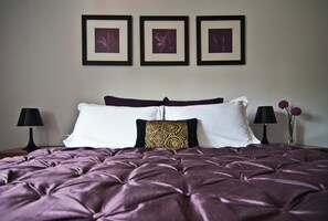 6 chambres, coffres-forts dans les chambres, fer et planche à repasser