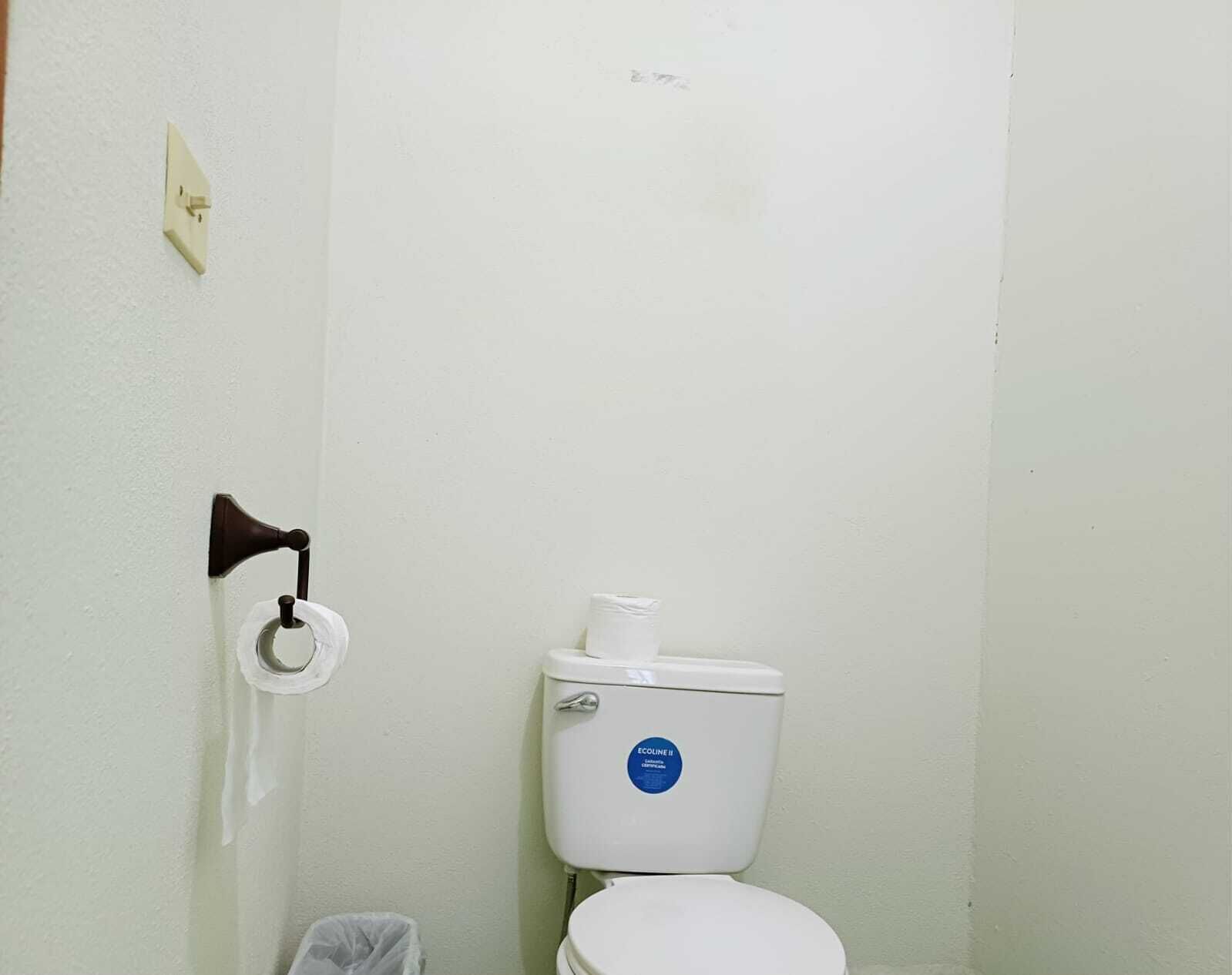 Deluxe Room | Bathroom