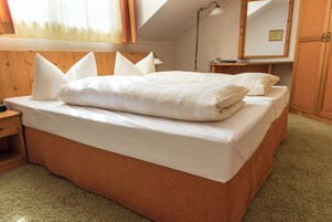 Standard Double Room | Free WiFi