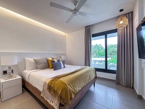 2 chambres, fer et planche à repasser, lit de bébé portatif, Wi-Fi