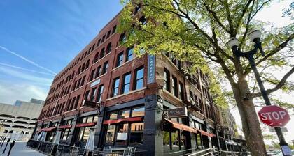 A historic 1,000 square foot Atrium loft in the heart of the Old Market