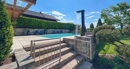 Dein "LIEBLINGSPLATZ": Exklusiv Wohnen mit Terrasse, Garten und Pool