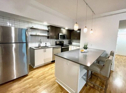 A historic 1,000 square foot Atrium loft in the heart of the Old Market