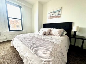 Iron/ironing board, free WiFi, bed sheets