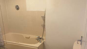 House | Bathroom | Shower, towels