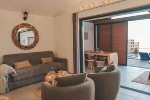 Living area - Villa 5* Le Chant de L'Océan (Petite-Île)