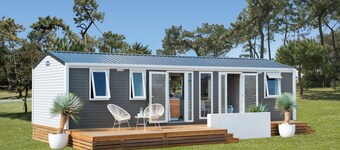 Luxus-Mobilheim Resort Walsdorf, Luxemburg, 6 Pers., 2 Bäder, Terrasse. Ideal für Natur und Erholung.