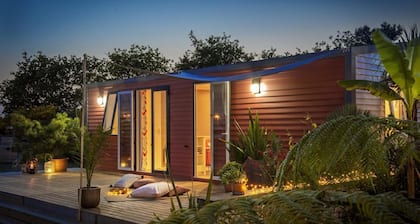 Luxurious Bourscheid mobile home, Resort Walsdorf, 7 guests, terrace views. Ideal for nature and peace.