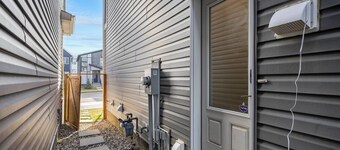 "The Cowboy" - Cozy suite near Airport- 1 Parking