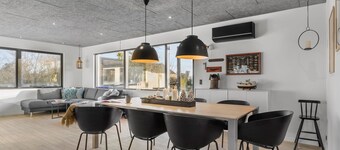 Stunning home in Endelave with WiFi