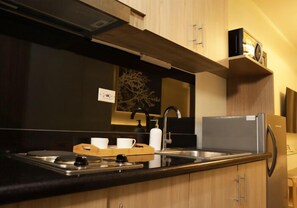 デラックス コンドミニアム ダブルベッド 2 台 禁煙 バルコニー | 専用キッチン