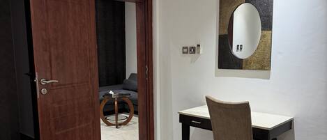 1 chambre, fer et planche à repasser, Wi-Fi, draps fournis