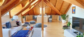 GLÜCKSMOMENT" maisonette apartment: Harmonious refuge for creative time out