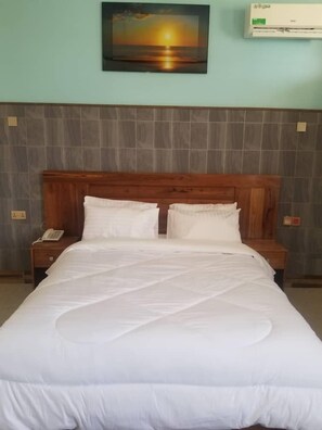 Klassieke kamer, 1 twee- of 2 eenpersoonsbedden, balkon, uitzicht op de stad | Gratis wifi