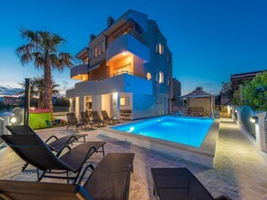 Front of property - Villa Antonella (Privlaka)