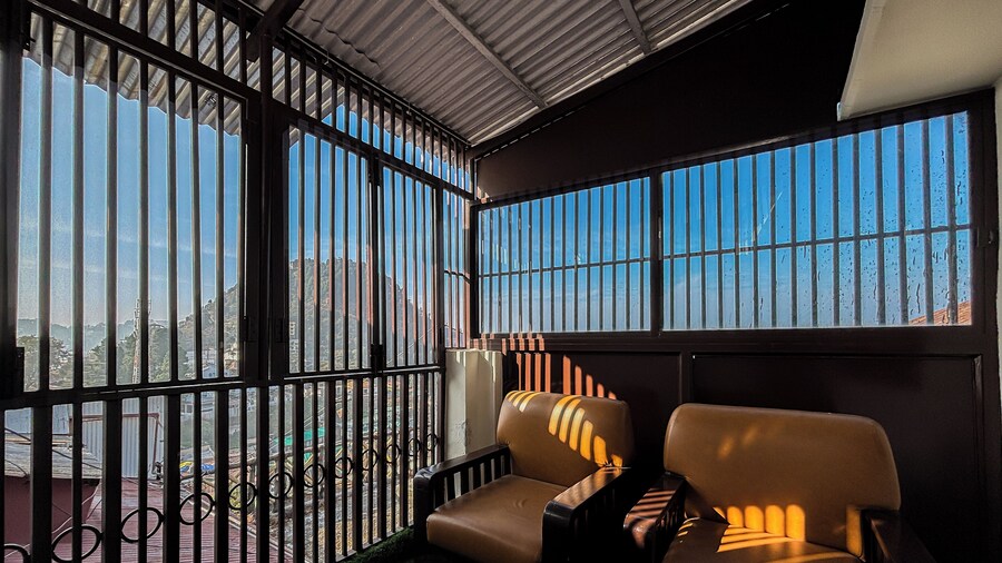 Hotel sunny cot