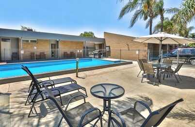 Cottonwood Motor Inn