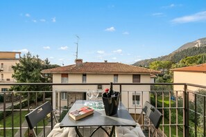 Standard Apartment, Multiple Bedrooms, Lakeside (Maderno Sweet Home) | Outdoor dining - Maderno Sweet Home (Toscolano Maderno)
