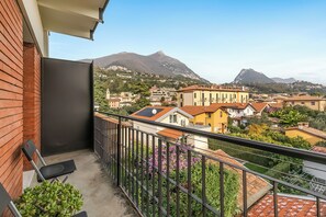 Standard Apartment, Multiple Bedrooms, Lakeside (Maderno Sweet Home) | Property grounds - Maderno Sweet Home (Toscolano Maderno)