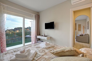 Standard Apartment, Multiple Bedrooms (Caffè Priscilla House parking &)