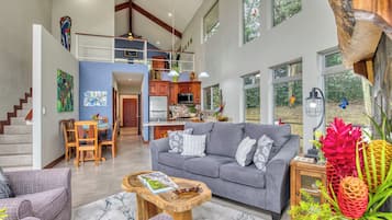 Smart-TV, peis, DVD-spiller og bordtennis