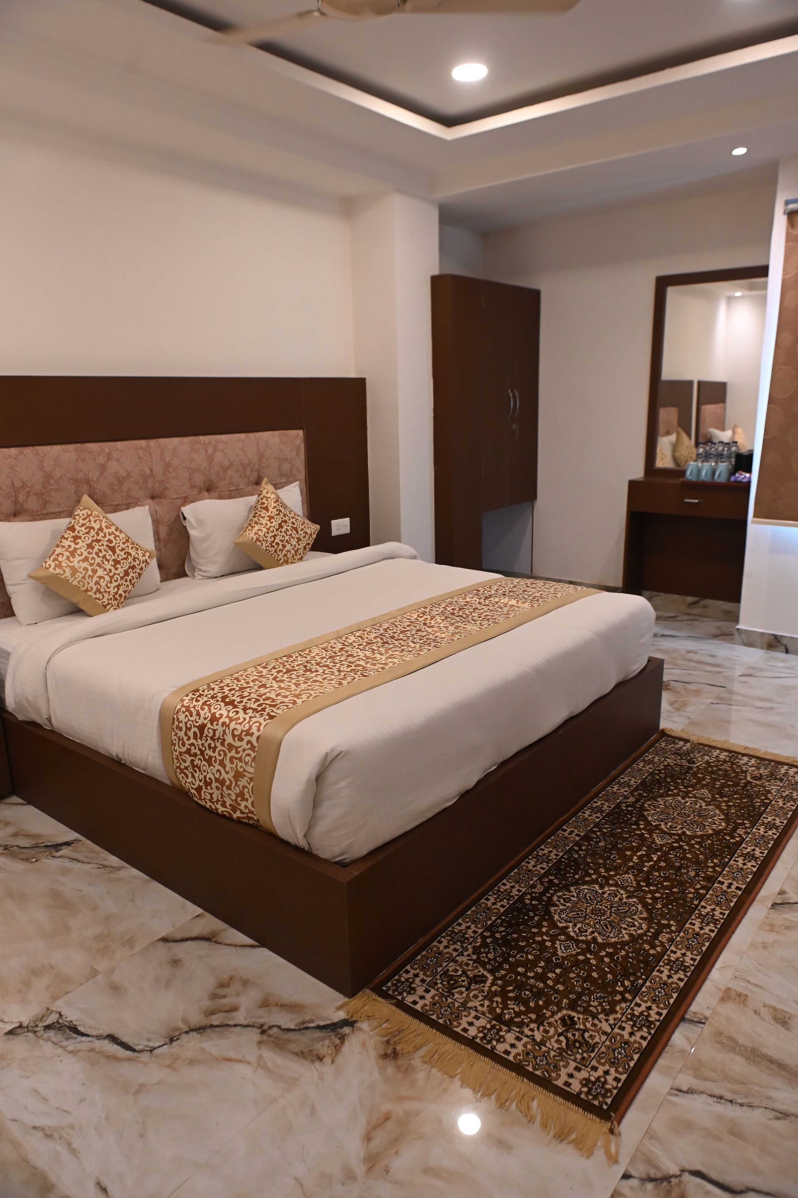 Suite King | Interior