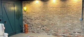 Cozy apartment in quiet, downtown neighborhood in Petersburg