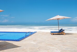 Outdoor pool - Royal Mandarin Hotel & Resort Zanzibar (Kiwengwa)