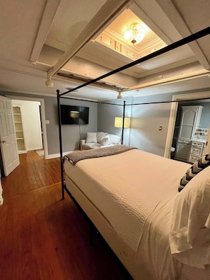 6 soverom, skrivebord, wi-fi og sengetøy