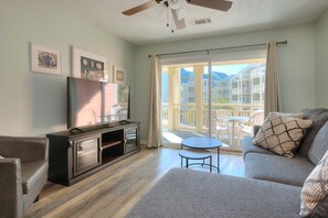 Smart TV, DVD player